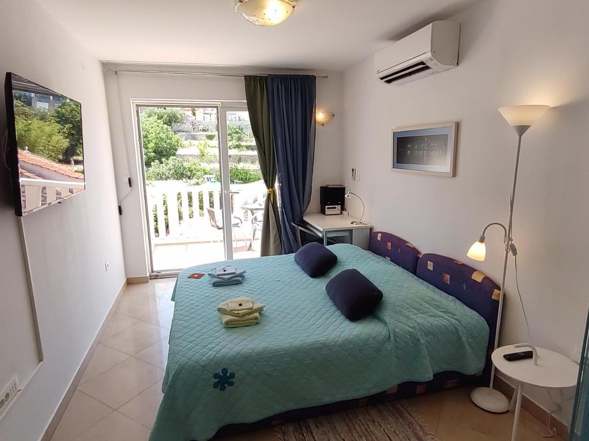Apartments Viva コルチュラ エクステリア 写真