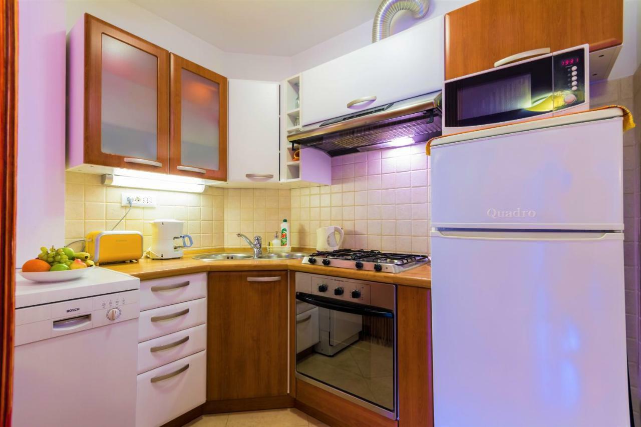 Apartments Viva コルチュラ エクステリア 写真